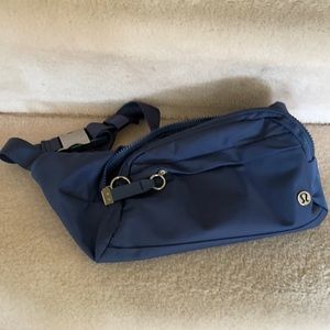 Lululemon On the beat belt bag